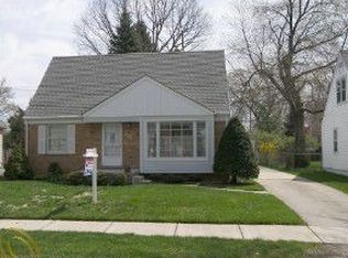 16876 Centralia St, Redford, MI 48240