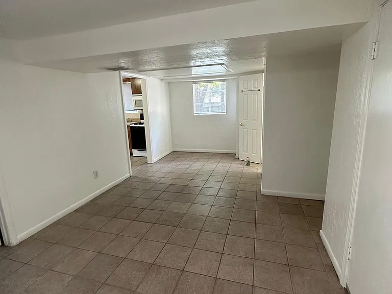 7630 High Dr — Photo 3