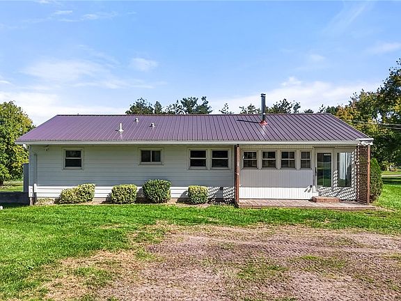 5th image of 2405 Altay Rd