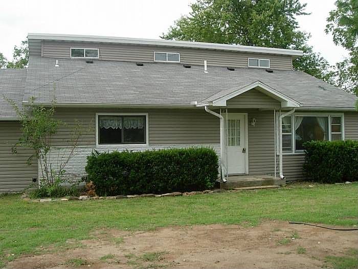 Front view of home