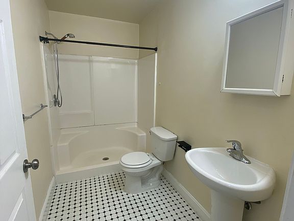 5th image of 1724 N Willington St #2