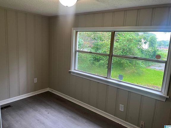 4th image of 312 25th St SW