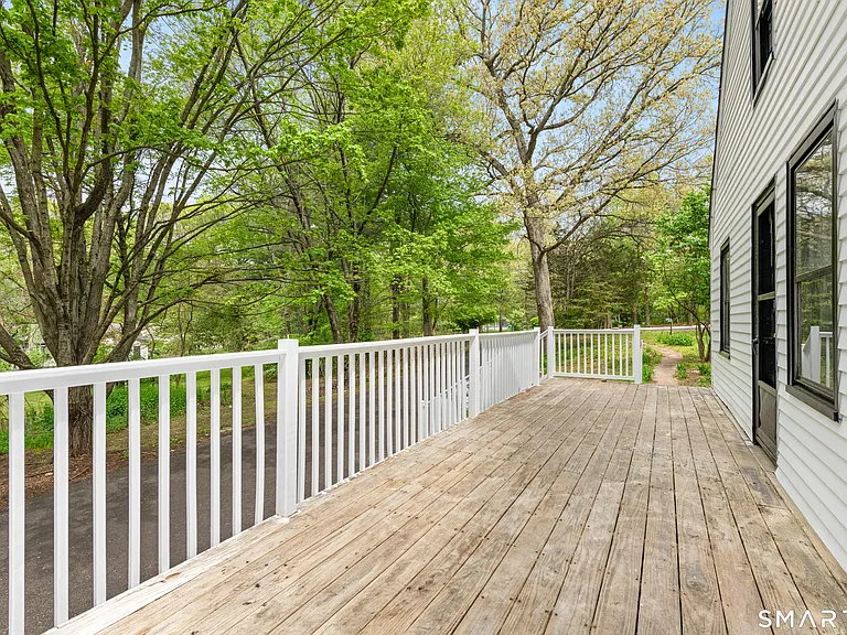1335 Wolf Hill Rd #2 — Photo 15