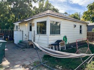 517 1/2 SW 13th St, Pendleton, OR 97801