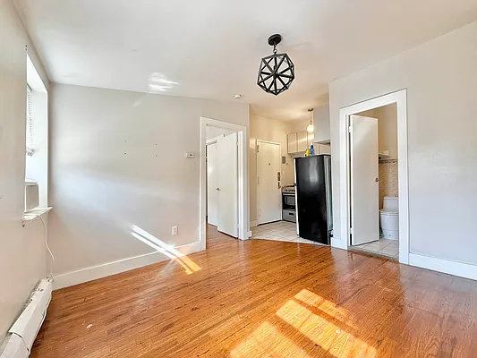 Rented by Doorway NYC, LLC | media 1