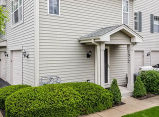 1317 Orleans Dr, Mundelein, IL 60060