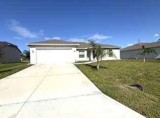 359 Wilton Ave SW, Palm Bay, FL 32908