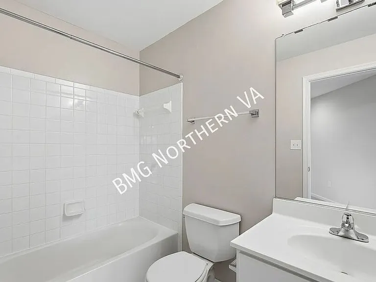 1881 Crescent Park Dr — Photo 24