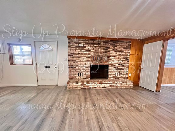 3rd image of 12915 Mountain View Rd #B