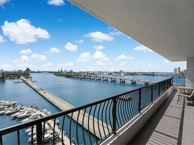 555 NE 15th St APT 16A, Miami, FL, 33132