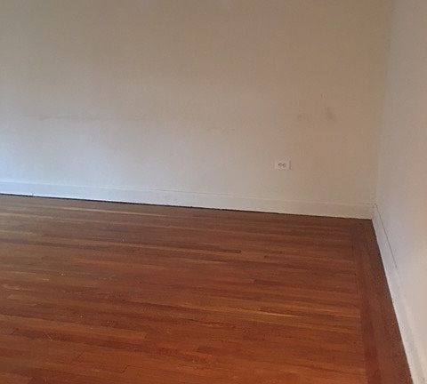 3rd image of 523 Larchmont Acres APT C