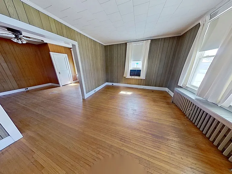 1301 N Duke St — Photo 6