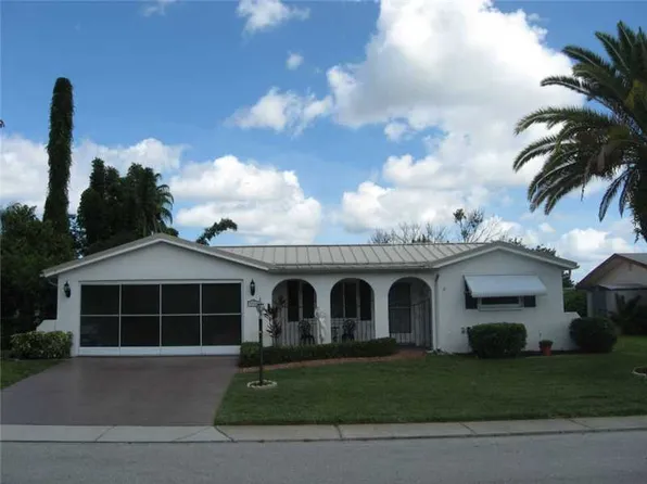 7401 Vienna Ln, Port Richey, FL 34668