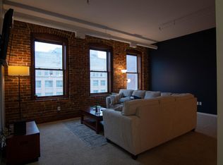 122 N 11th St APT 404, Lincoln, NE 68508