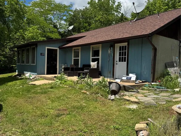2827 Highway N, Bourbon, MO 65441