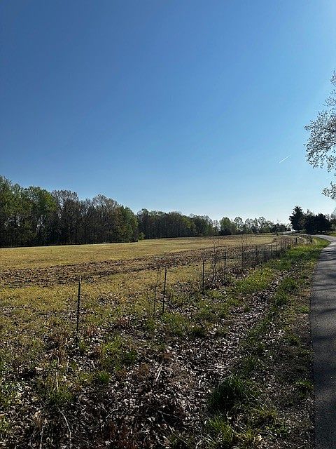 1st image of 473 Hickory Corner Rd