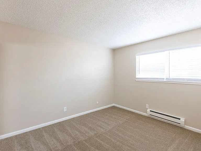 Deodar Townhomes — Photo 44