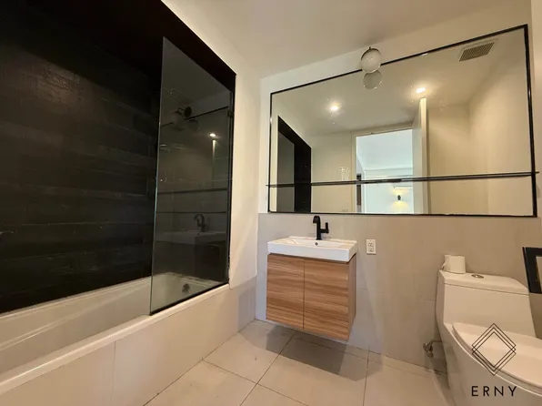 1326 Ocean Avenue image 7 of 23