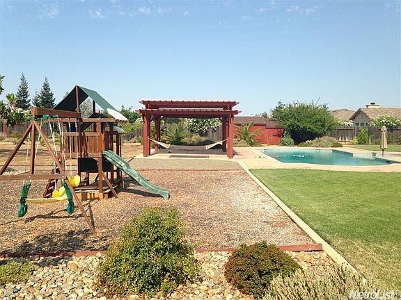 5th image of 10241 Wildhawk Dr