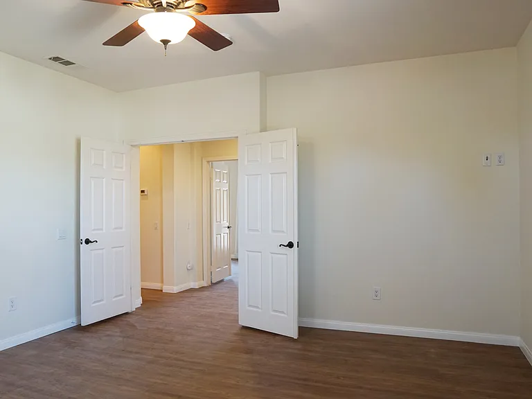 1816 Pintura Cir W — Photo 19