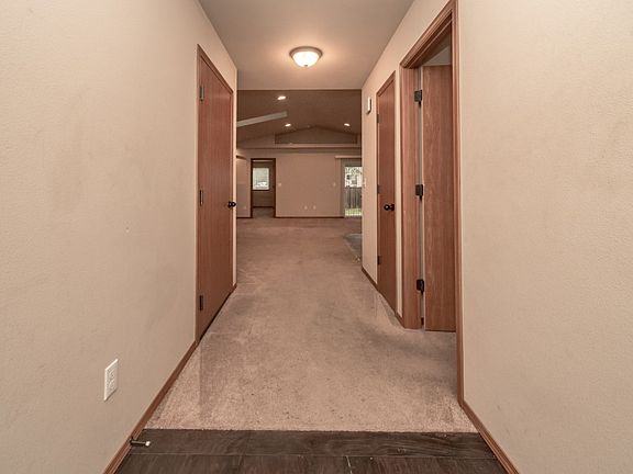 3rd image of 20628 5th Avenue Ct E
