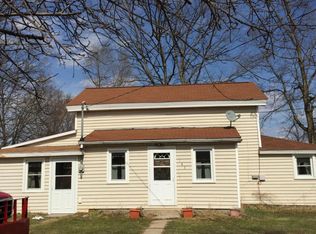 143 Tuttle Park Dr, Sherwood, MI 49089