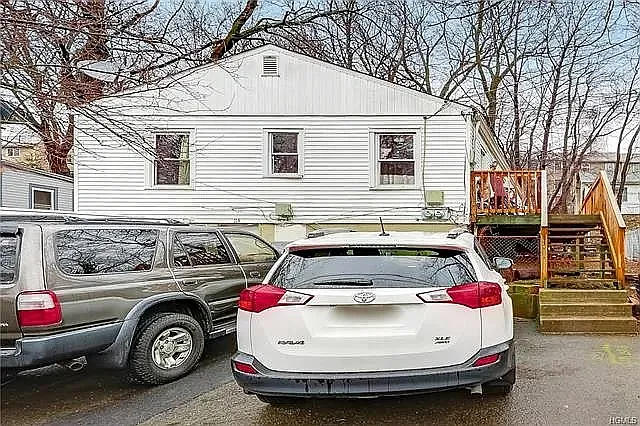 114 Lake St