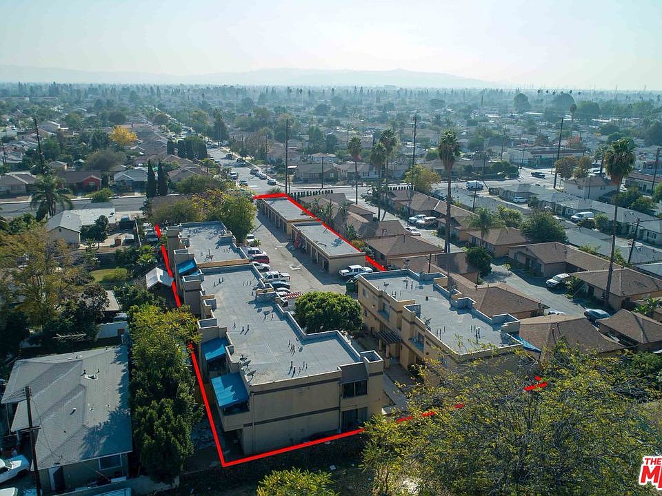 1st image of 13933 Los Angeles St