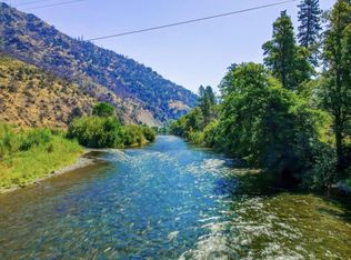 521 & 527 River Acres Rd, Junction City, CA 96048