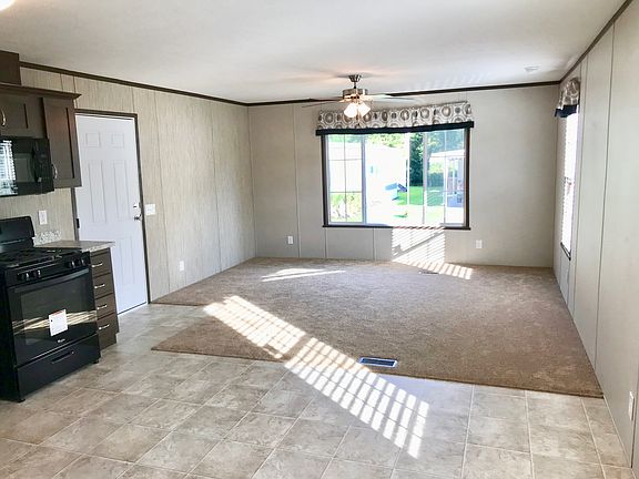 2nd image of 96 Carefree Ln