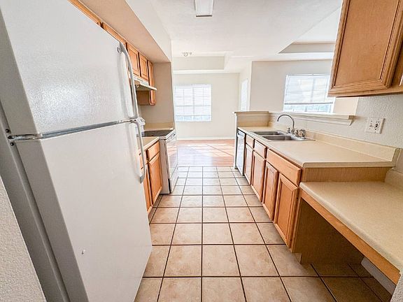 4th image of 1125 Villagio Cir Unit 201