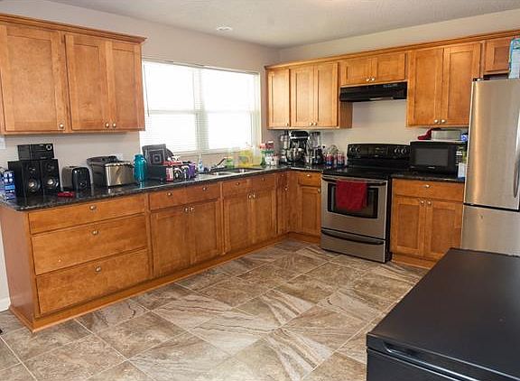 3rd image of 4853 Marque Dr