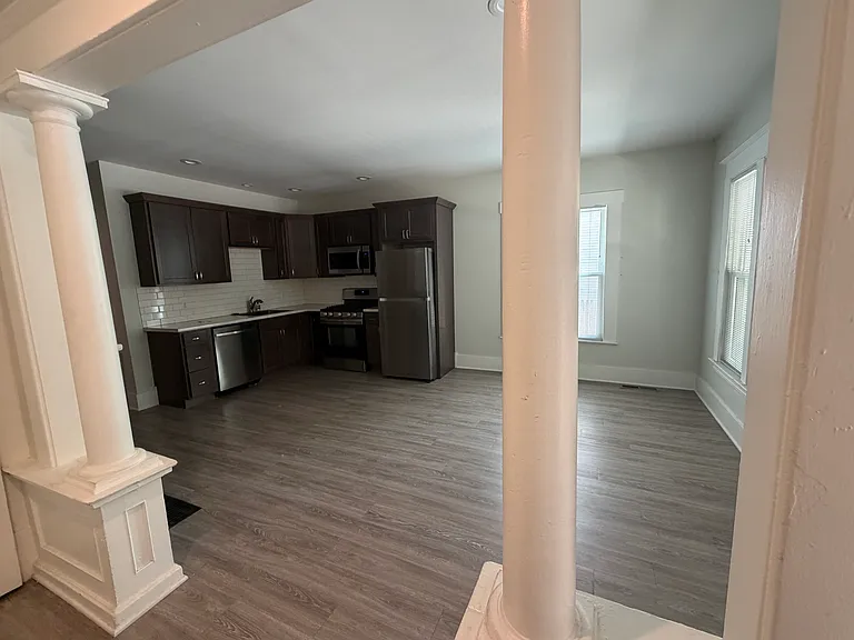 629 Lyon St NE #1 — Photo 10