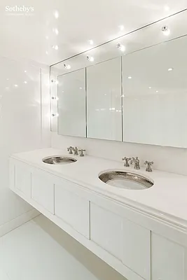 Sold by Sotheby's International Realty | media 9