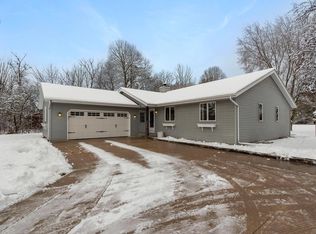 N5607 Cedar Valley Rd, Fredonia, WI 53021