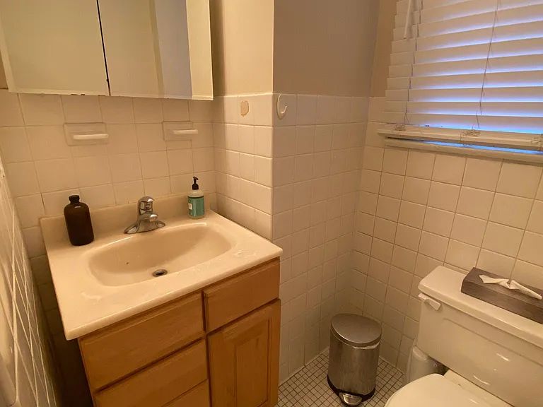 2032 Belmont Rd NW — Photo 11