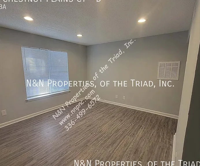 1398 Chestnut Plains Ct #D — Photo 8