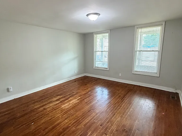 90 Orchard St #1 — Photo 6