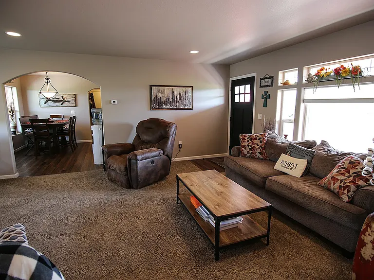42 Metz Rd — Photo 3