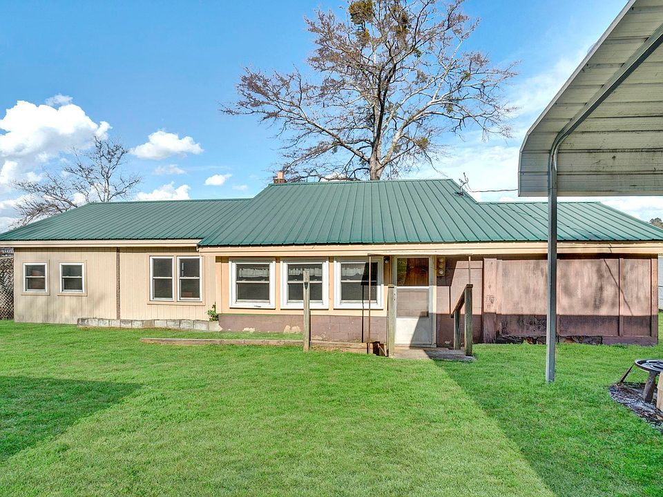 1st image of 1020 Flymm Smith Rd