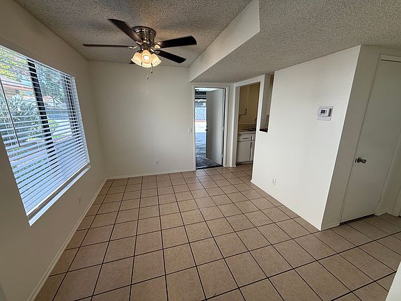 Dining Room, Garage is straight ahead