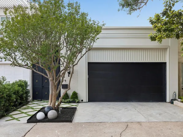 10 S Briar Hollow Ln Unit 15, Houston, TX 77027