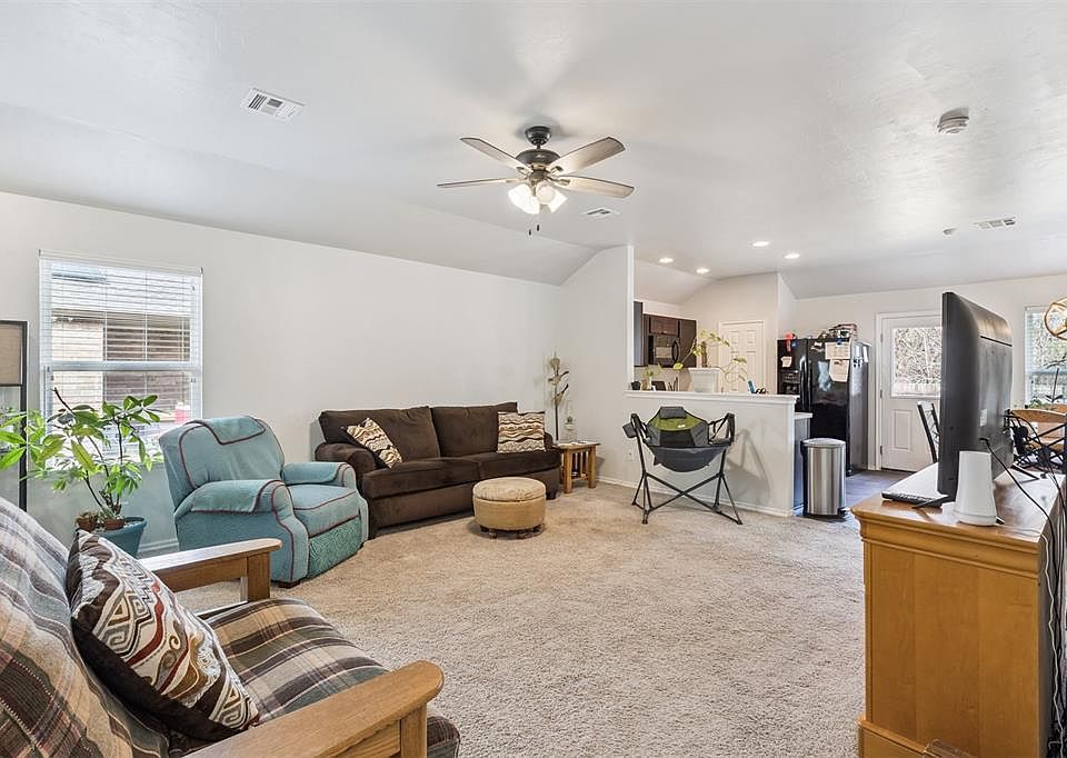 1st image of 10124 Sussex Pl