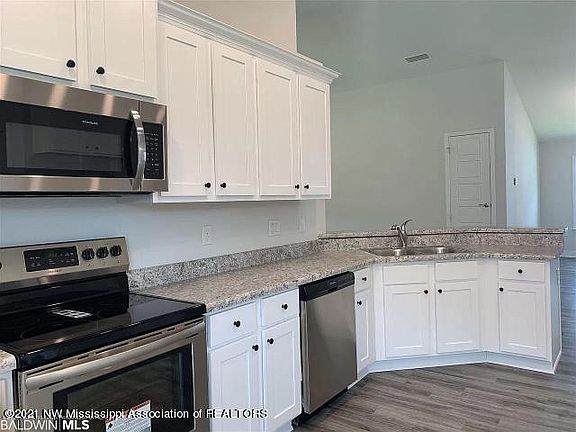 5th image of 5841 Kuykendall Dr