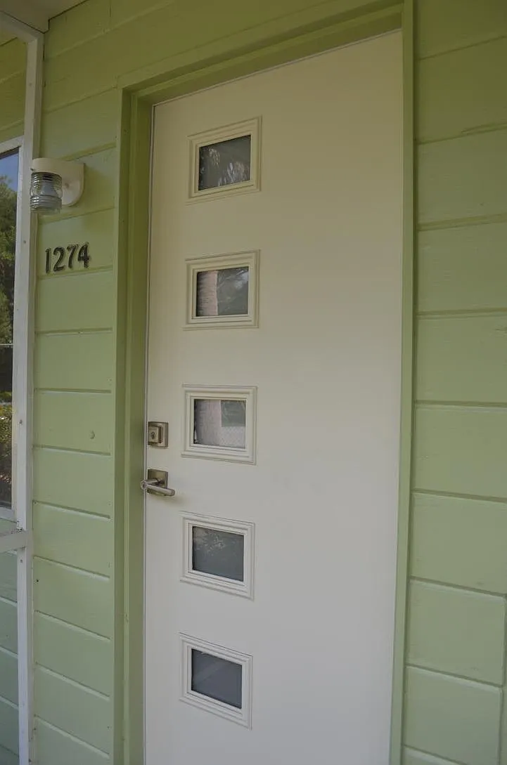 2 bed, 1000 sqft, $1,850 — Photo 1