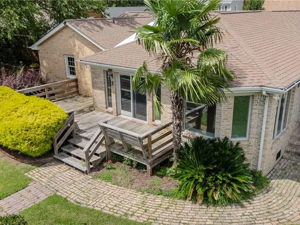 5917 Woodhaven Ct, Virginia Beach, VA 23464