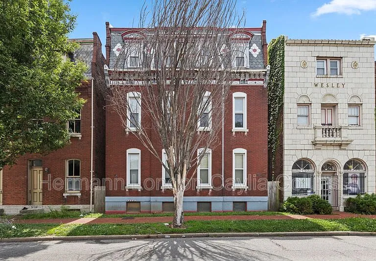 1708 S Tucker Blvd #C — Photo 20
