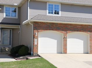 391 Ambleside Way, Amherst, OH