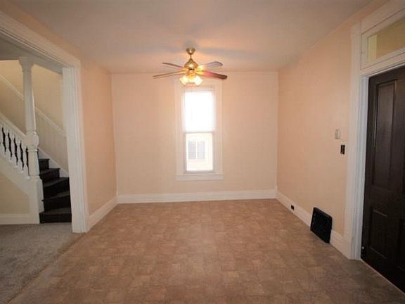 2nd image of 412 Gray Ave