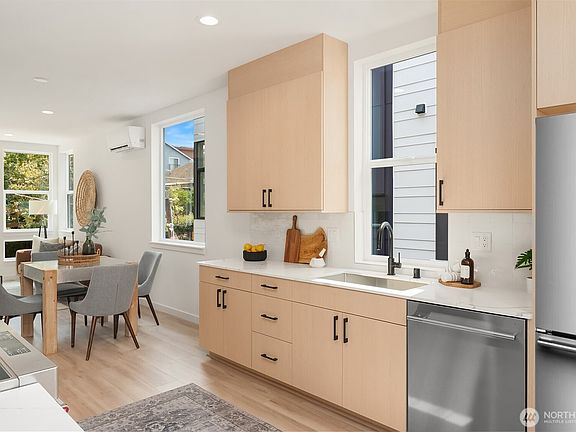 2nd image of 721 15th Avenue #A